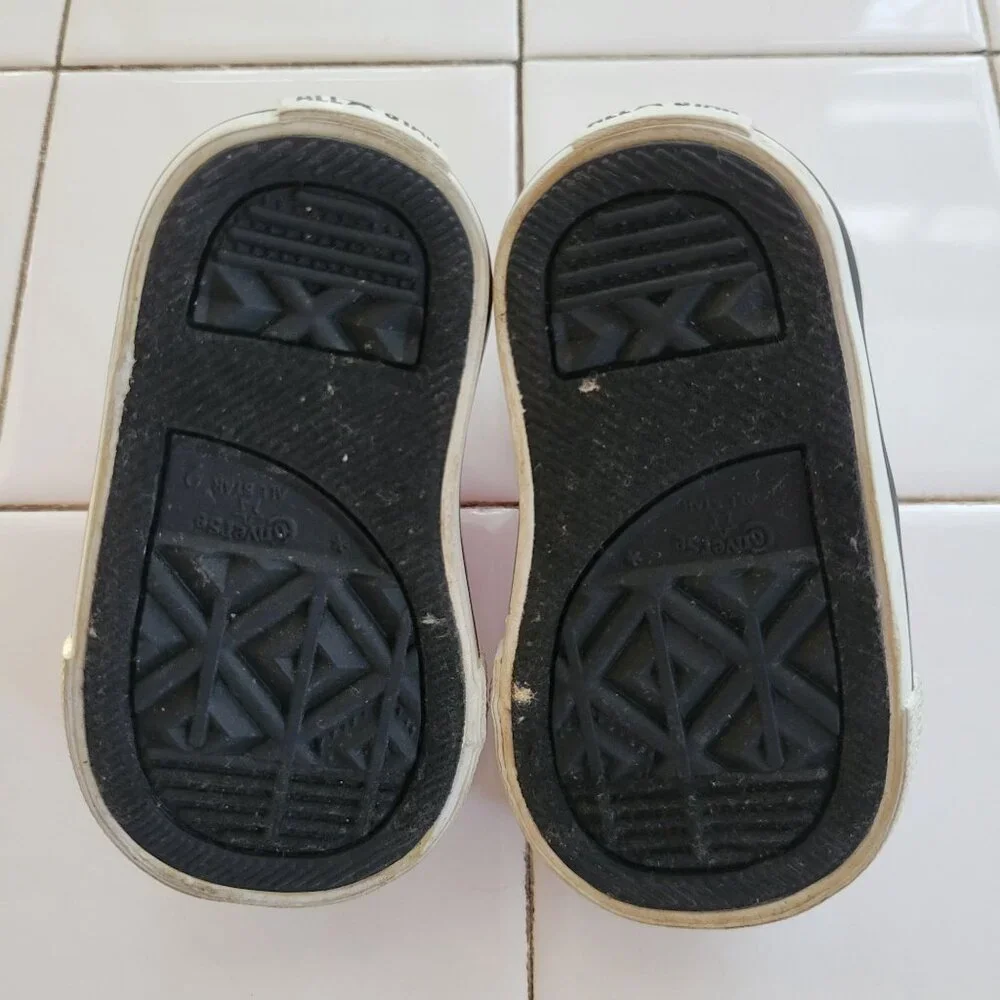 Converse All Star Infant High‎ Top Sneakers Size 2 Black Pink Canvas Shoes